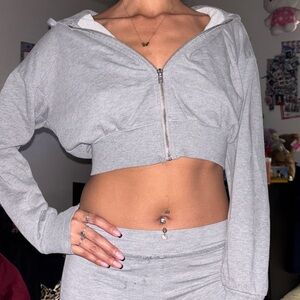 Cropped grey zip up jacket